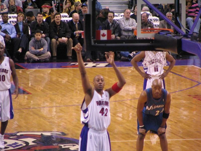 Raptors - 02.04.2005 163.jpg